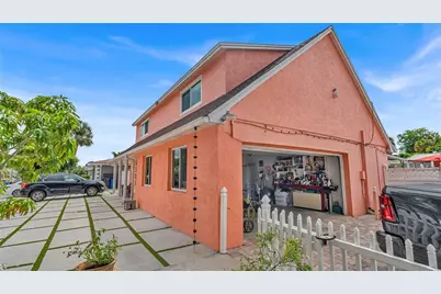8301 Lopez Drive, Tampa, FL 33615 - Photo 24