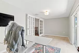 8467 77th Ave, Seminole, FL 33777 - Photo 40