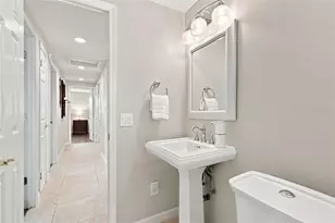 8467 77th Ave, Seminole, FL 33777 - Photo 30