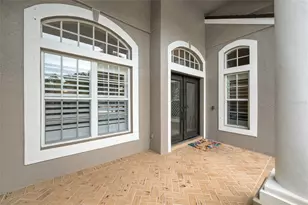 10675 Park Pl Dr, Seminole, FL 33778 - Photo 4