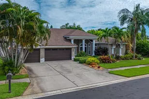 10675 Park Pl Dr, Seminole, FL 33778 - Photo 2