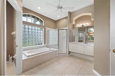 10675 Park Place Drive, Seminole, FL 33778 - Photo 26