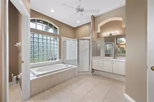 10675 Park Pl Dr, Seminole, FL 33778 - Photo 26