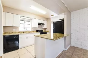 6529 Precourt Dr, Orlando, FL 32809 - Photo 8