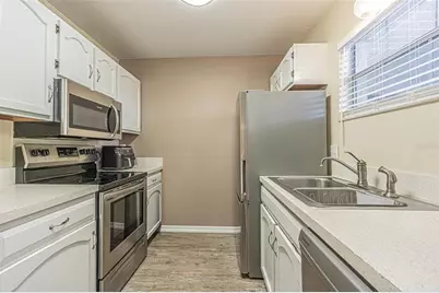 8765 Bardmoor Boulevard #304, Seminole, FL 33777 - Photo 12