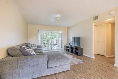 8765 Bardmoor Boulevard #304, Seminole, FL 33777 - Photo 10