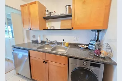 118 Pompano Drive SE #B, Saint Petersburg, FL 33705 - Photo 20