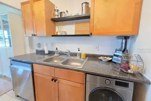 118 Pompano Dr SE, Saint Petersburg, FL 33705 - Photo 20