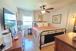 118 Pompano Dr SE, Saint Petersburg, FL 33705 - Photo 28