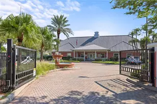 118 Pompano Dr SE, Saint Petersburg, FL 33705 - Photo 2