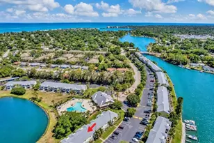 118 Pompano Dr SE, Saint Petersburg, FL 33705 - Photo 4