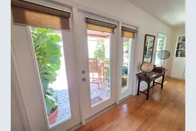 118 Pompano Drive SE #B, Saint Petersburg, FL 33705 - Photo 10