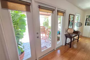 118 Pompano Dr SE, Saint Petersburg, FL 33705 - Photo 10