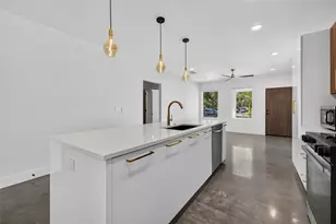 2580 11th Ave S, Saint Petersburg, FL 33712 - Photo 10