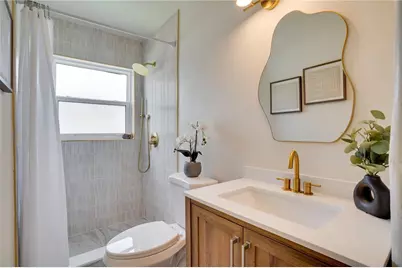 6065 23rd Avenue N, Saint Petersburg, FL 33710 - Photo 20