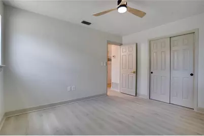 6065 23rd Avenue N, Saint Petersburg, FL 33710 - Photo 24
