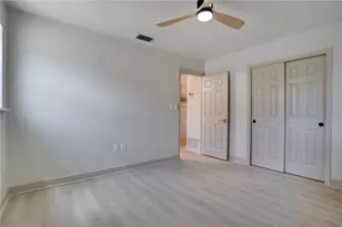 6065 23rd Ave N, Saint Petersburg, FL 33710 - Photo 24