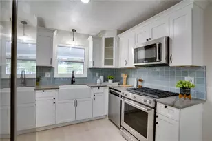 6065 23rd Ave N, Saint Petersburg, FL 33710 - Photo 12