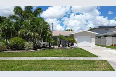 6065 23rd Avenue N, Saint Petersburg, FL 33710 - Photo 2