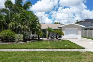 6065 23rd Ave N, Saint Petersburg, FL 33710 - Photo 2