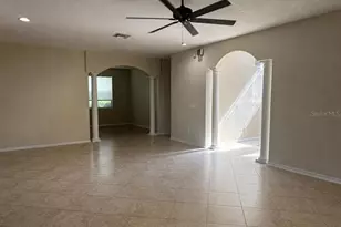18048 Java Isle Dr, Tampa, FL 33647 - Photo 8
