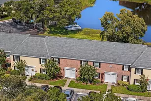13747 Juniper Blossom Dr, Tampa, FL 33618 - Photo 6