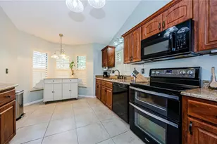 3647 Muirfield Ct, New Port Richey, FL 34655 - Photo 10