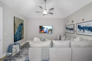 13055 Oldenburg Dr, Hudson, FL 34667 - Photo 6