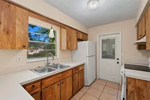 10394 Upton St, Spring Hill, FL 34608 - Photo 14