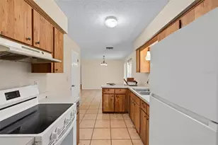 10394 Upton St, Spring Hill, FL 34608 - Photo 16