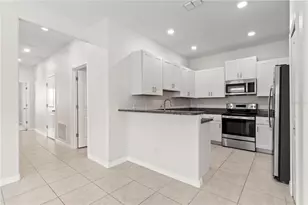 13448 Crest Lake Dr, Hudson, FL 34669 - Photo 4