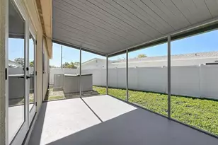 396 Lewis Blvd SE, Saint Petersburg, FL 33705 - Photo 16
