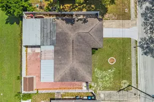 1721 S Jefferson Ave, Clearwater, FL 33756 - Photo 32
