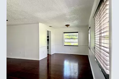 350 79th Ave N #102, Saint Petersburg, FL 33702 - Photo 4