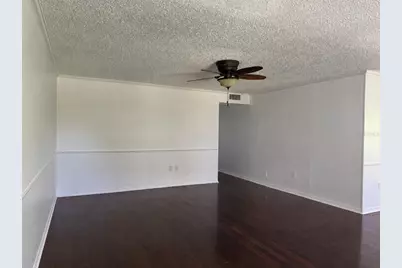 350 79th Ave N #102, Saint Petersburg, FL 33702 - Photo 2