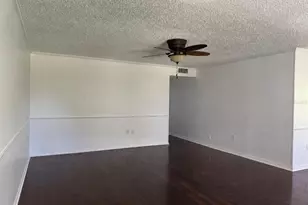 350 79th Ave N, Saint Petersburg, FL 33702 - Photo 2