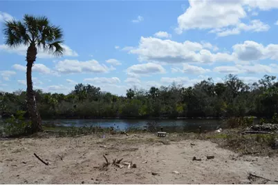 7023 Payne Avenue, Gibsonton, FL 33534 - Photo 4