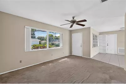 1901 57th Street N, Saint Petersburg, FL 33710 - Photo 4
