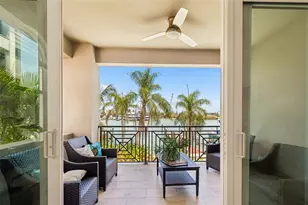 136 Devon Dr, Clearwater Beach, FL 33767 - Photo 14