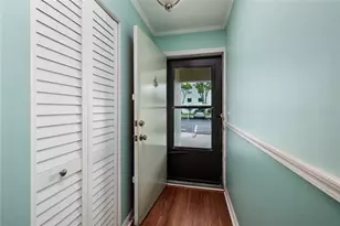5980 Terrace Park Dr N, Saint Petersburg, FL 33709 - Photo 14