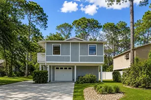 138 69th Ave N, Saint Petersburg, FL 33702 - Photo 2