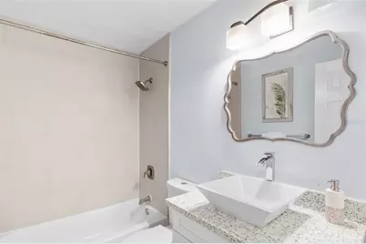 138 69th Avenue N, Saint Petersburg, FL 33702 - Photo 16