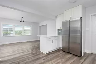 6929 39th Ave N, Saint Petersburg, FL 33709 - Photo 6