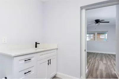 6929 39th Avenue N, Saint Petersburg, FL 33709 - Photo 14