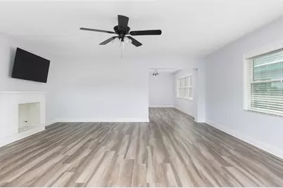 6929 39th Avenue N, Saint Petersburg, FL 33709 - Photo 4