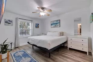 5266 Beach Dr SE, Saint Petersburg, FL 33705 - Photo 10