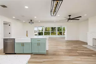 3960 13th Way NE, Saint Petersburg, FL 33703 - Photo 14