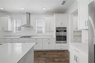 9826 Carabiner Wy, Land O Lakes, FL 34637 - Photo 6