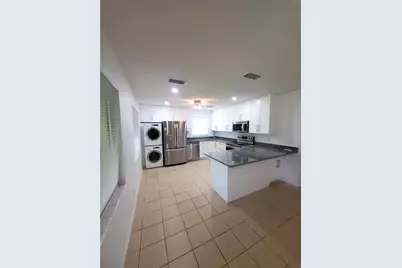 1020 70th Street N, Saint Petersburg, FL 33710 - Photo 16