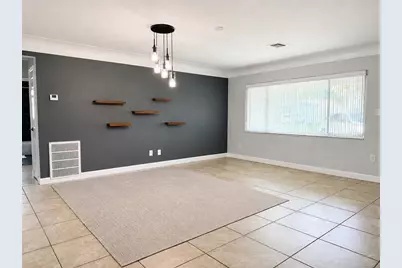 6949 31st Avenue N, Saint Petersburg, FL 33710 - Photo 6